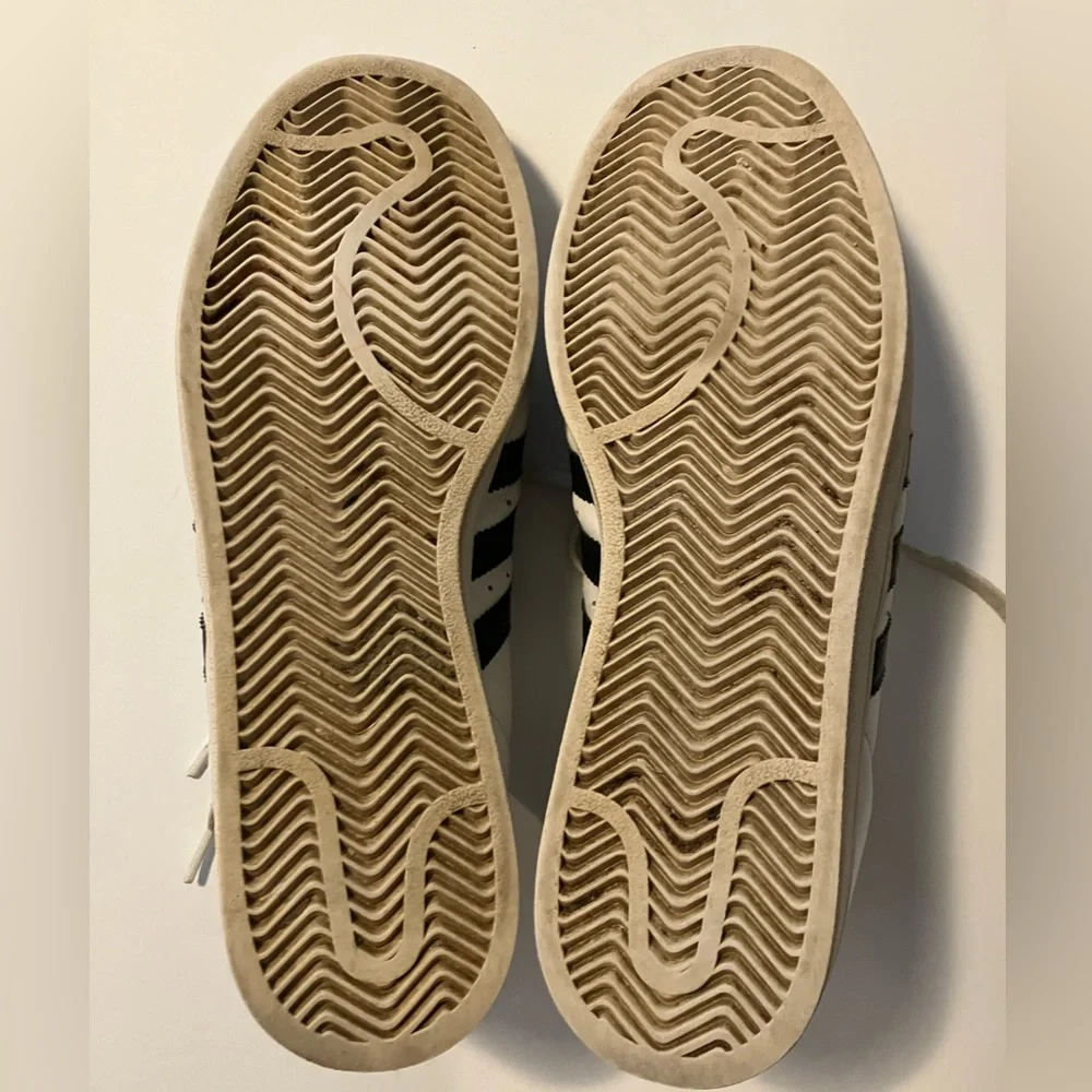 Men’s US 10 ADIDAS SUPERSTAR 2 Trainers White Navy Stripe Athletic Shoes Used - Picture 8 of 10